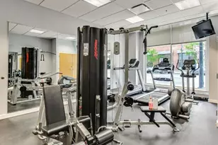 757 N Orleans St, Chicago, IL 60601 - Photo 15