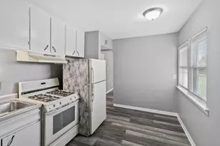 991 Tollview Ave, Aurora, IL 60505 - Photo 5