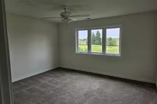 69 Olympus Dr, Tinley Park, IL 60477 - Photo 5