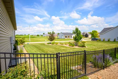 2611 Piney Run, Bloomington, IL 61705 - Photo 73