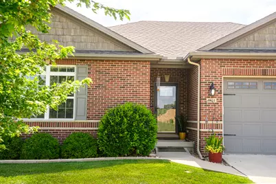 2611 Piney Run, Bloomington, IL 61705 - Photo 3