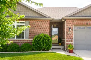 2611 Piney Run, Bloomington, IL 61705 - Photo 3