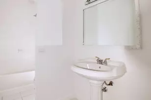 535 N Michigan Ave, Chicago, IL 60611 - Photo 11