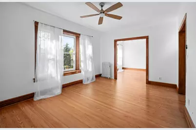 1424 E Hyde Park Boulevard #2, Chicago, IL 60615 - Photo 5