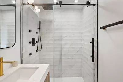 1460 N Sandburg Terrace #2001A, Chicago, IL 60610 - Photo 21