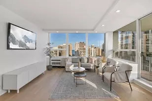 1460 N Sandburg Terrace, Chicago, IL 60610 - Photo 3