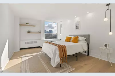 1460 N Sandburg Terrace #2001A, Chicago, IL 60610 - Photo 17