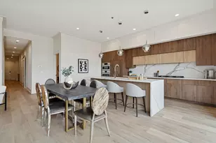 3951 N Wayne Ave, Chicago, IL 60613 - Photo 11