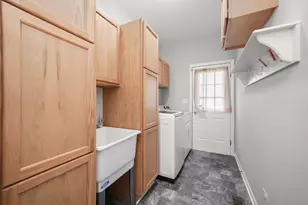 1379 W Deer Ct, Palatine, IL 60067 - Photo 15