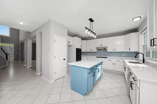 1379 W Deer Ct, Palatine, IL 60067 - Photo 11