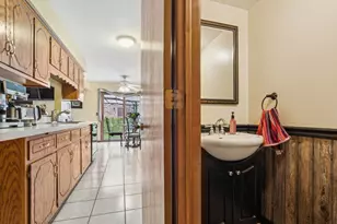 4326 W Emerald Way St, Alsip, IL 60803 - Photo 11