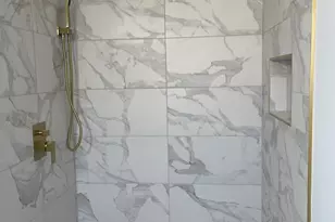 18452 Oakwood Ave, Lansing, IL 60438 - Photo 7