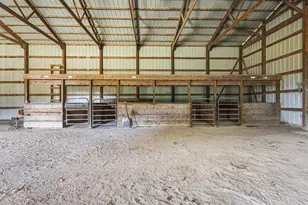 9104 E Weber Rd, Ridott, IL 61067 - Photo 83