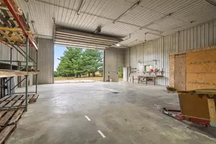 9104 E Weber Rd, Ridott, IL 61067 - Photo 79