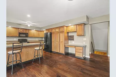 9104 E Weber Road, Ridott, IL 61067 - Photo 23