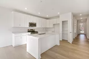 38 Tournament Dr, Hawthorn Woods, IL 60047 - Photo 9