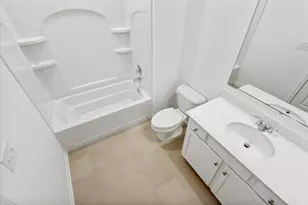 38 Tournament Dr, Hawthorn Woods, IL 60047 - Photo 27