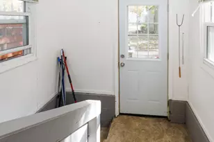 802 S Madison St, Bloomington, IL 61701 - Photo 29