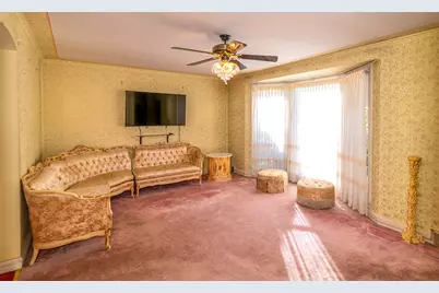 1801 N 73rd Avenue, Elmwood Park, IL 60707 - Photo 5