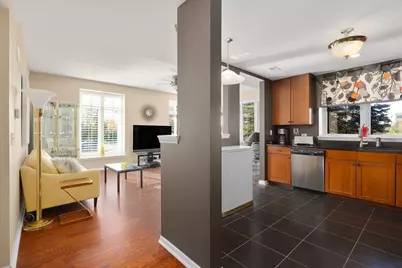 845 E 22nd Street #b105, Lombard, IL 60148 - Photo 7