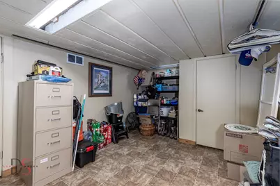 527 E Main Street, Ottawa, IL 61350 - Photo 31