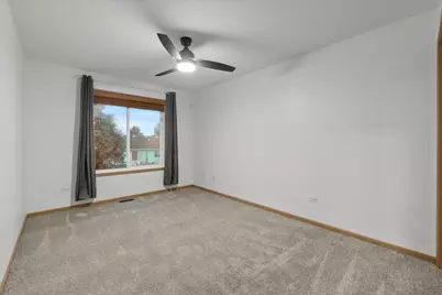 1306 Bassett Drive, Joliet, IL 60431 - Photo 17