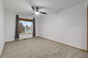 1306 Bassett Dr, Joliet, IL 60431 - Photo 17