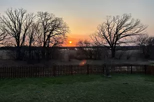 908 Mockingbird Dr, Antioch, IL 60002 - Photo 41