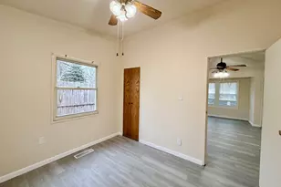 2016 Greendale Dr, Champaign, IL 61821 - Photo 15