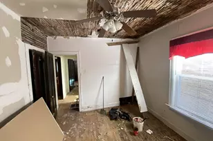 8036 S Dobson Ave, Chicago, IL 60619 - Photo 9