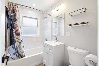 745 S Hillside Avenue, Elmhurst, IL 60126 - Photo 17