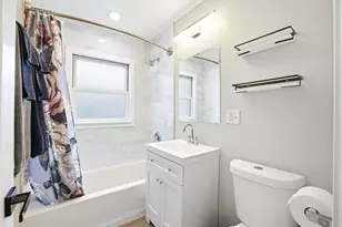 745 S Hillside Ave, Elmhurst, IL 60126 - Photo 17