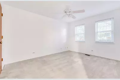 304 Glasgow Lane #X1, Schaumburg, IL 60194 - Photo 13