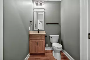 60 Kloe Ln, Sycamore, IL 60178 - Photo 27