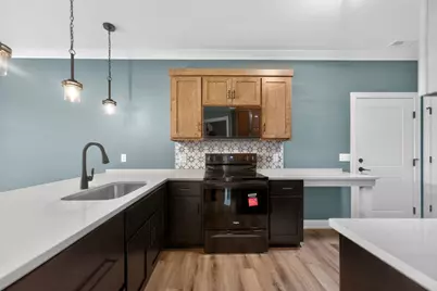 60 Kloe Lane #60, Sycamore, IL 60178 - Photo 15