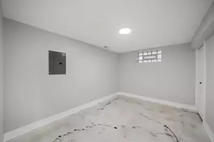 9143 S Wabash Ave, Chicago, IL 60619 - Photo 15