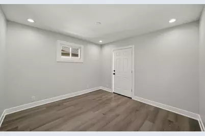 9143 S Wabash Avenue, Chicago, IL 60619 - Photo 17