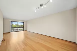 1400 N Elmhurst Rd, Mount Prospect, IL 60056 - Photo 13