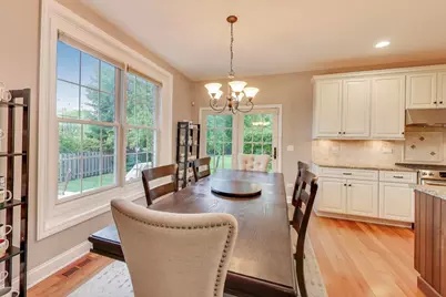 4 Daybreak Terrace, Buffalo Grove, IL 60089 - Photo 11