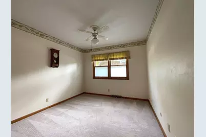 7 McDonald Court, Champaign, IL 61821 - Photo 25