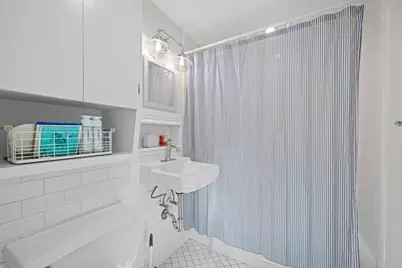 2329 Illinois Road, Northbrook, IL 60062 - Photo 15