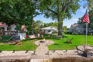 1304 River Terrace Dr, Johnsburg, IL 60051 - Photo 35