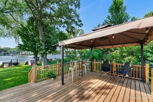 1304 River Terrace Dr, Johnsburg, IL 60051 - Photo 29