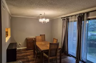 8216 Mulberry Ct, Palos Hills, IL 60465 - Photo 5