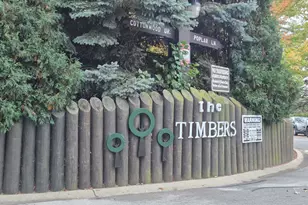 8216 Mulberry Ct, Palos Hills, IL 60465 - Photo 3