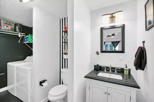 641 E Center St, Paxton, IL 60957 - Photo 17