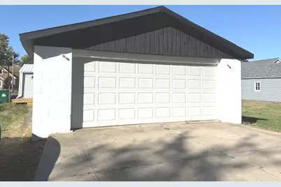 406 S Division Avenue, Polo, IL 61064 - Photo 3