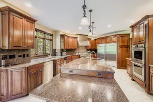 4N675 Old Farm Rd, Saint Charles, IL 60175 - Photo 9