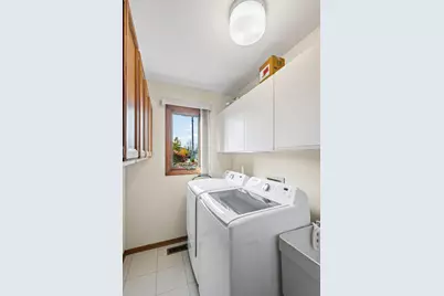 2409 E Greshan Court, Arlington Heights, IL 60004 - Photo 23