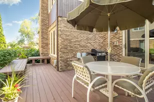 2409 E Greshan Ct, Arlington Heights, IL 60004 - Photo 29